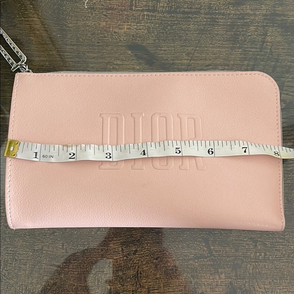 Dior Pink Pouch - Picture 6 of 7